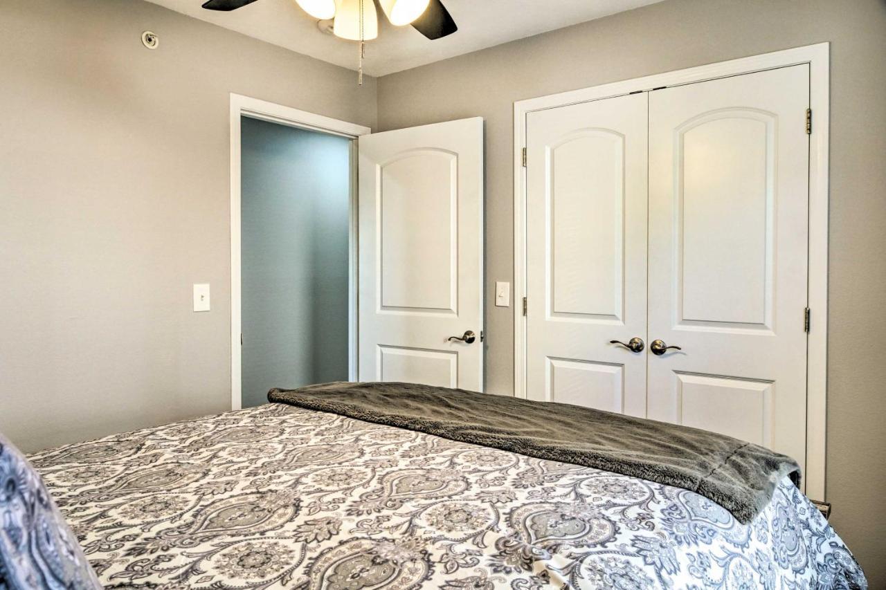 Cozy Condo With Pool Access, 5 Mi To Table Rock Lake Branson Bagian luar foto